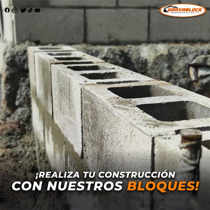 Muro de bloques de concreto en construcción